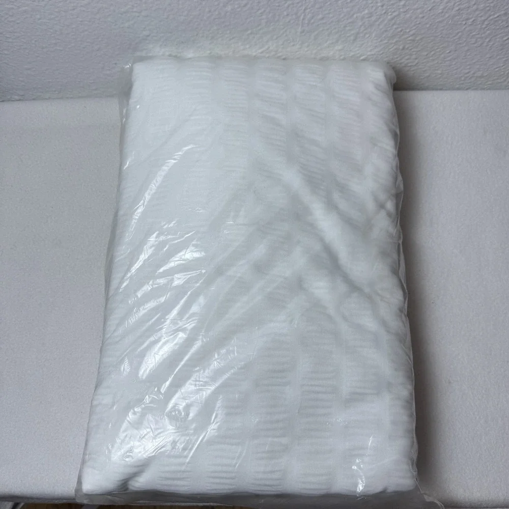 Beyond Textures Collection 1888 Mills Queen Duvet Cover White 94x94 Jetspun